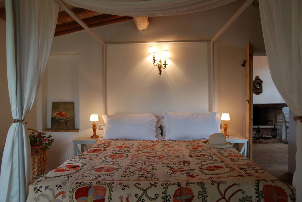 Casarciccia Guest House โตดี ห้อง รูปภาพ