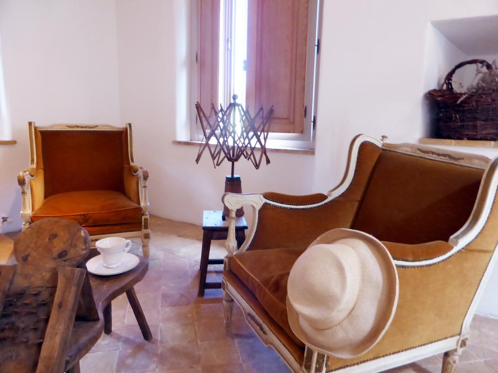 Casarciccia Guest House โตดี ห้อง รูปภาพ